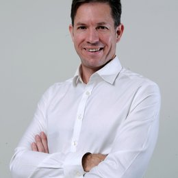 Stuart Theobald